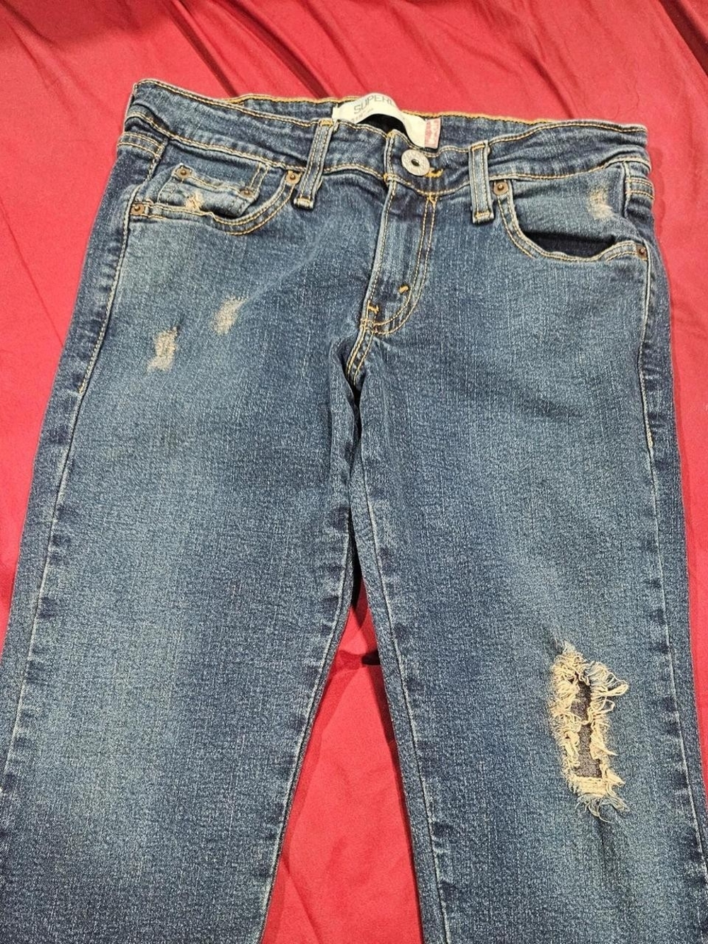 Levi's Distressed Blue Women's Denim Capris